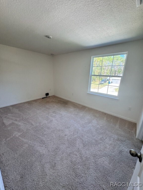 Building Photo - 11400 Chickadee Rd
