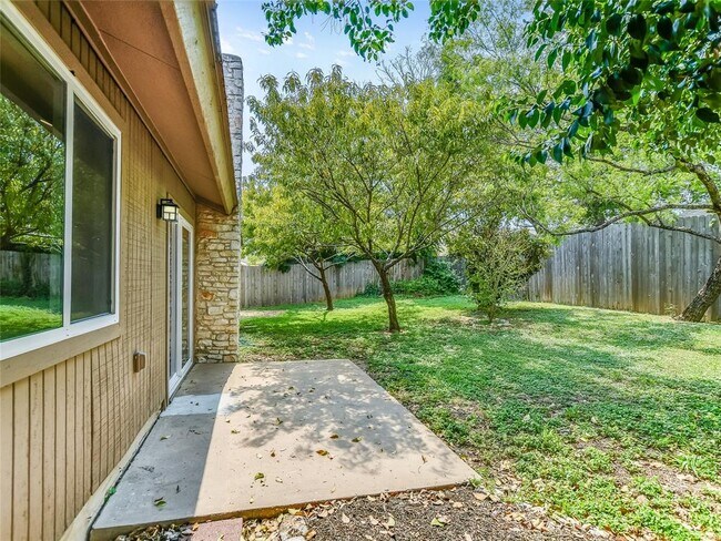 Building Photo - 7310 Inspiration Dr