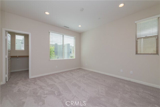 Building Photo - 207 Magnet