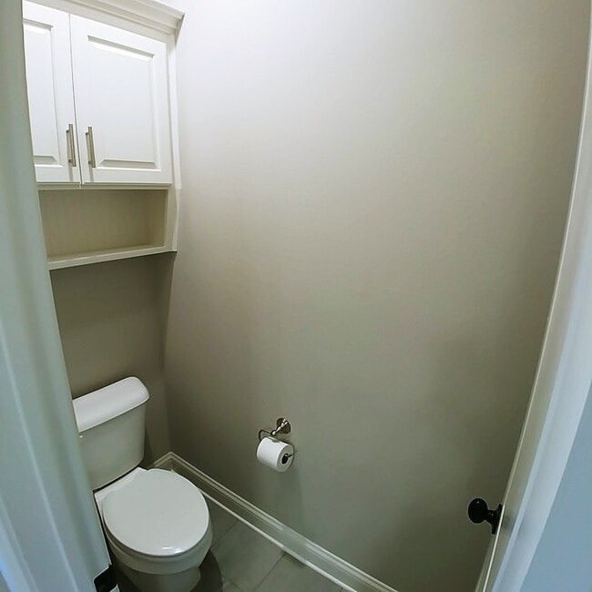 Building Photo - 104 Perfect Pl