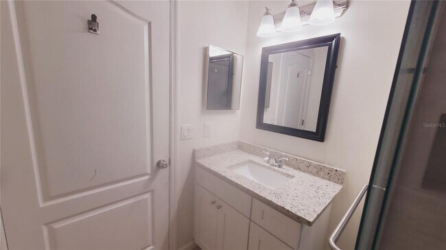Building Photo - 2308 Lily Pad Ln