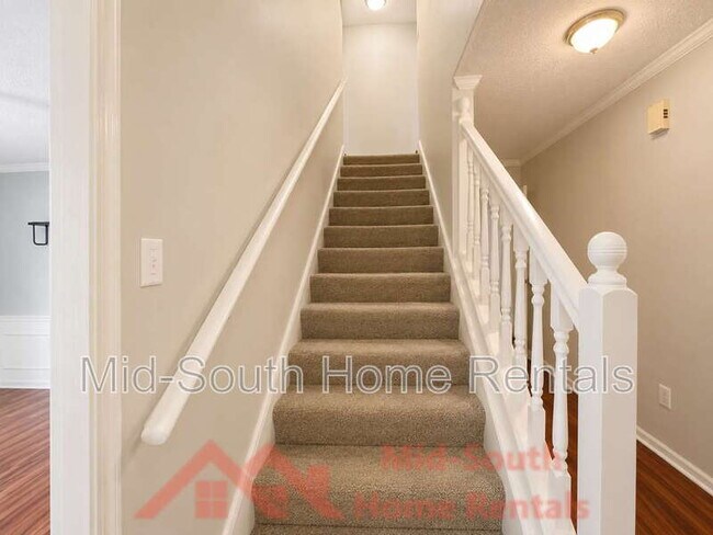 Building Photo - 6934 Wynterhall Dr