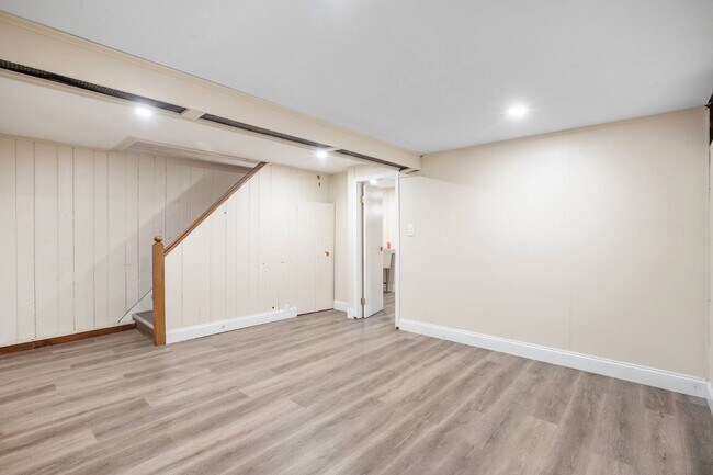 Building Photo - 7013 35th Rd