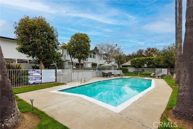 Building Photo - 454 Bolero Way