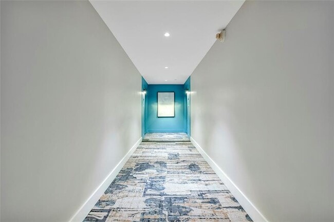 Building Photo - 1000 S Ocean Blvd