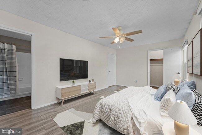 Building Photo - 8561 Skipjack Pl
