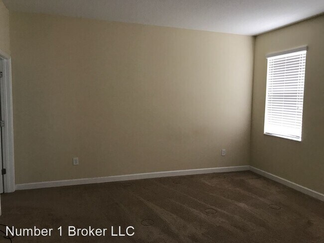 Building Photo - 4 br, 3.5 bath House - 15123 Driftwood Ben...