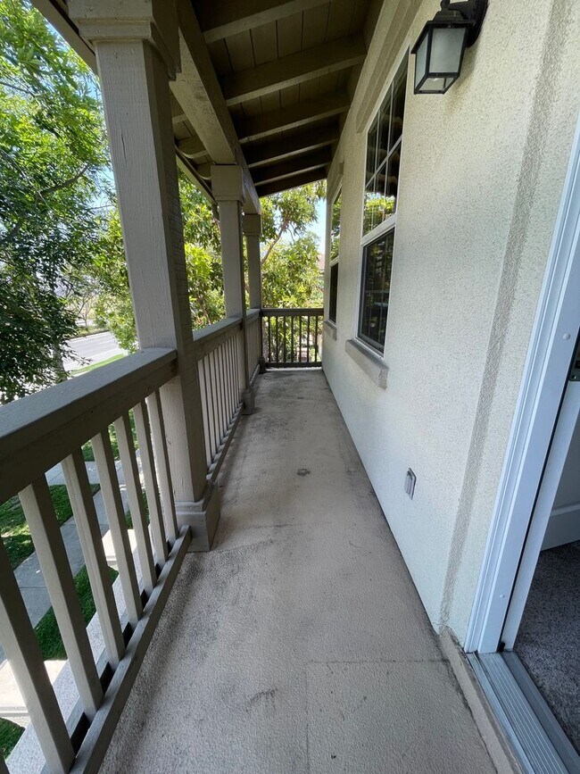 Building Photo - Welcome to your dream home in the heart of Tustin 92782!