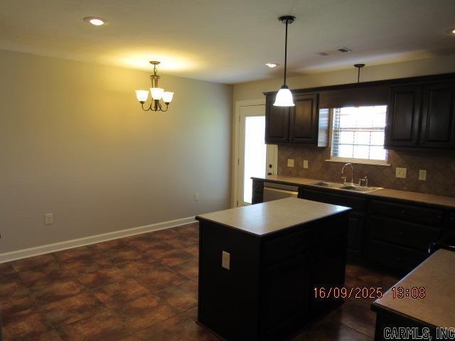 Building Photo - 41 Eaglebrook Dr