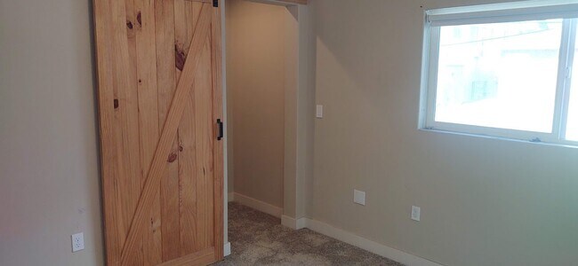 2nd flr back bedroom walkin storage - 1177 Nelrose Ave