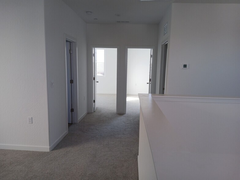 Building Photo - 1184 Atlantica Dr S