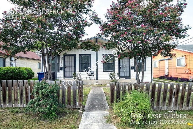 Building Photo - 2611 W French Pl