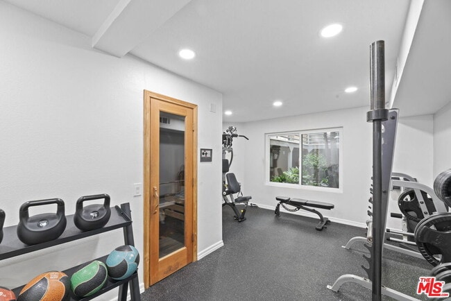 Building Photo - 8300 Manitoba St