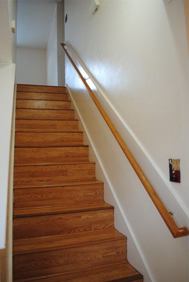 Building Photo - 3910 Starbridge Pointe Ln