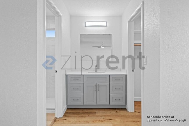 Building Photo - 1275 Sweetbrier Pl
