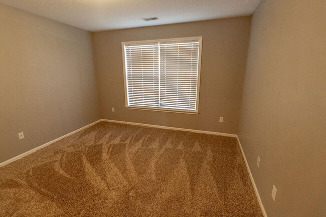 Building Photo - 4207 Black Tail Dr