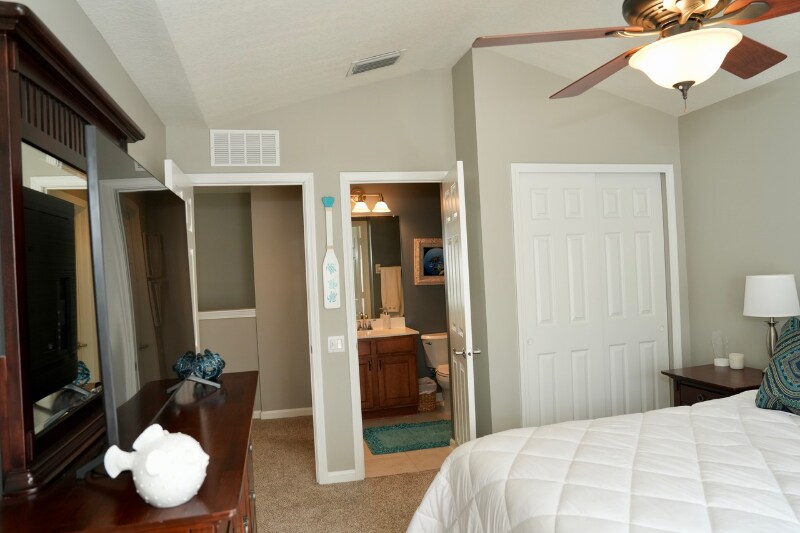 Building Photo - 2255 Kings Palace Dr