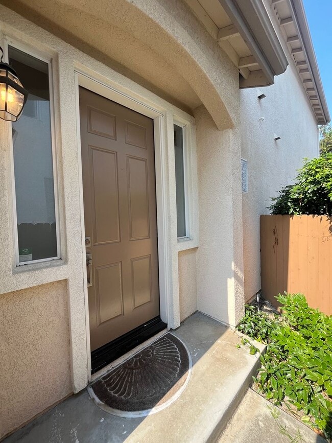 Building Photo - Spacious 4-Bedroom Home in Mira Mesa – Tam...