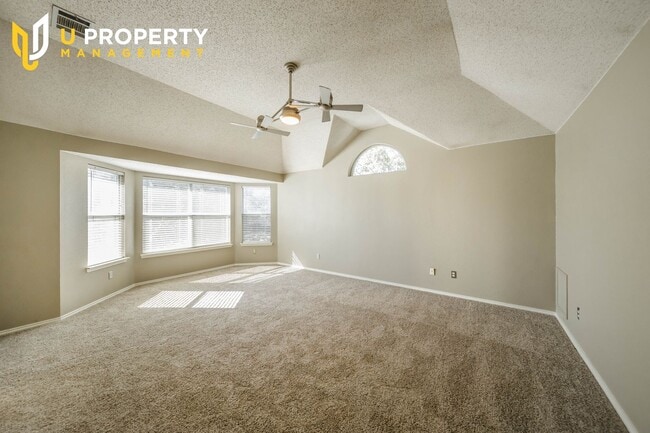 Building Photo - A Sweety Corner Home in Lewisville, Don't ...