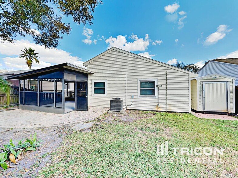 Building Photo - 8306 Riverboat Dr