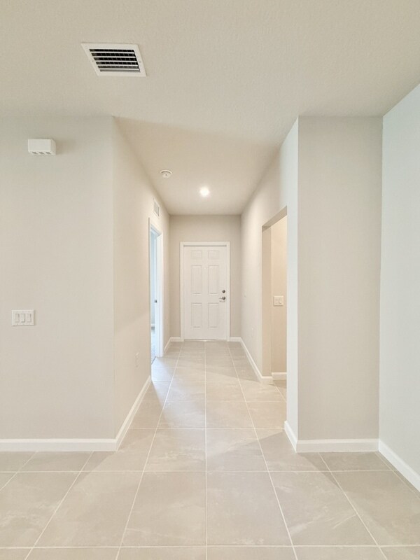 Building Photo - 507 Voltaire Dr