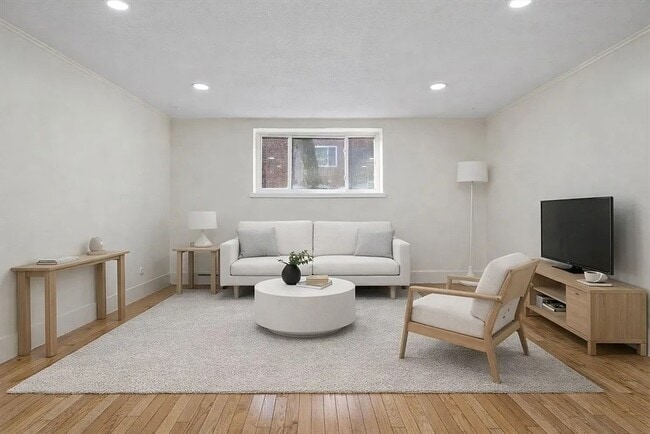 Building Photo - 66 Bryon Rd