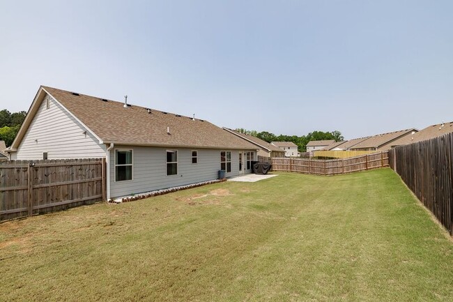 Building Photo - 47 Heartland Cir