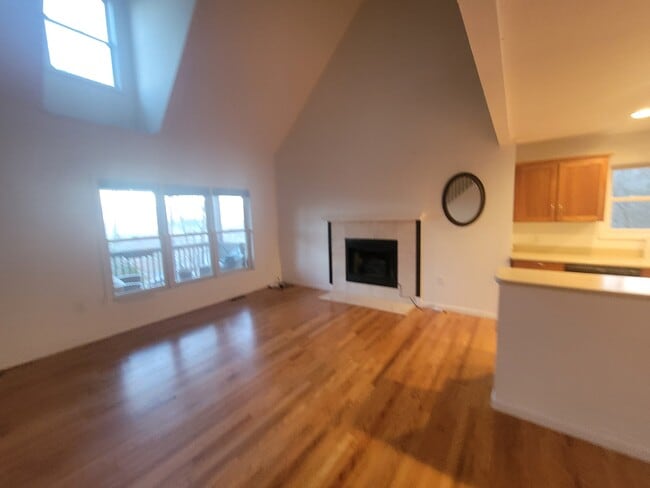 Building Photo - 160 Turkey Hollow Ct