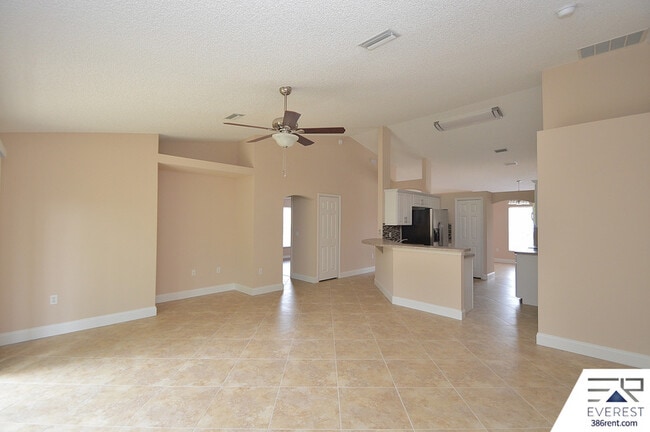 Building Photo - 9 Prince Kaarel Ln