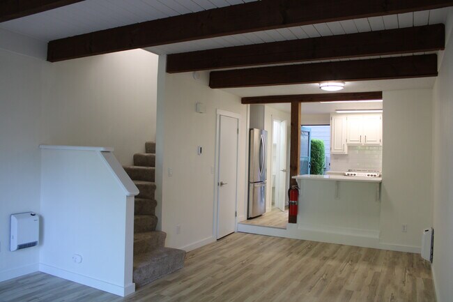 Building Photo - 7650 Birch Bay Dr