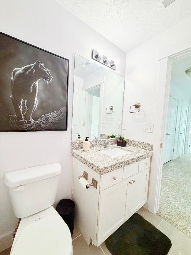 Building Photo - 1792 W Torlundy Dr