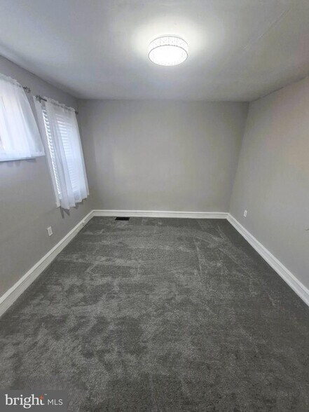 Building Photo - Freshly updated 3-bedroom, 1-bath home in Germantown