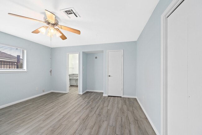 Building Photo - 10623 Wickersham Ln