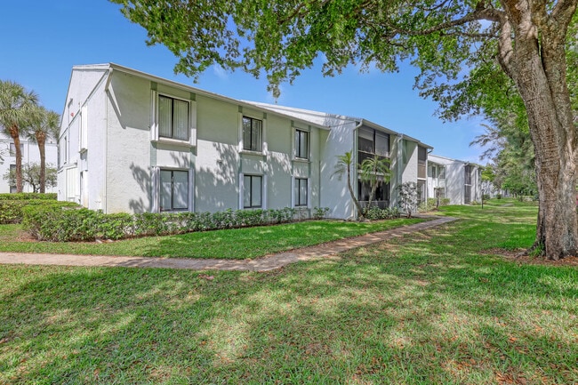 Building Photo - 3618 Alder Dr