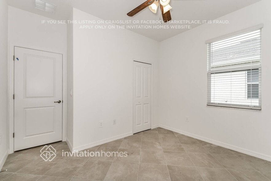 Building Photo - 2235 Dragonfruit Wy