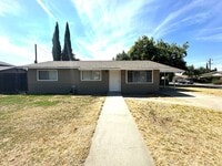 Building Photo - 525 Downing Ln