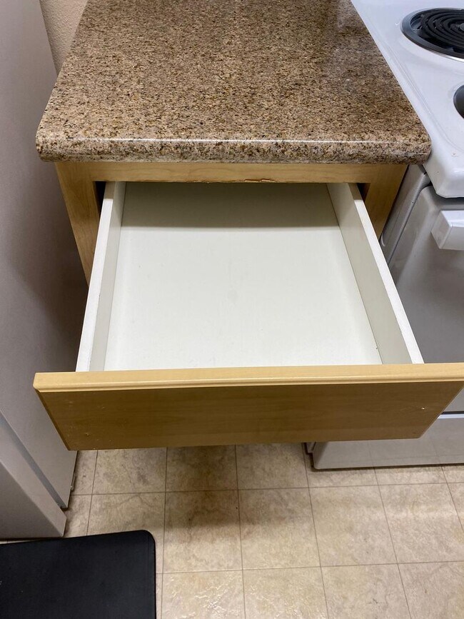 Building Photo - Badura Ave. #2094