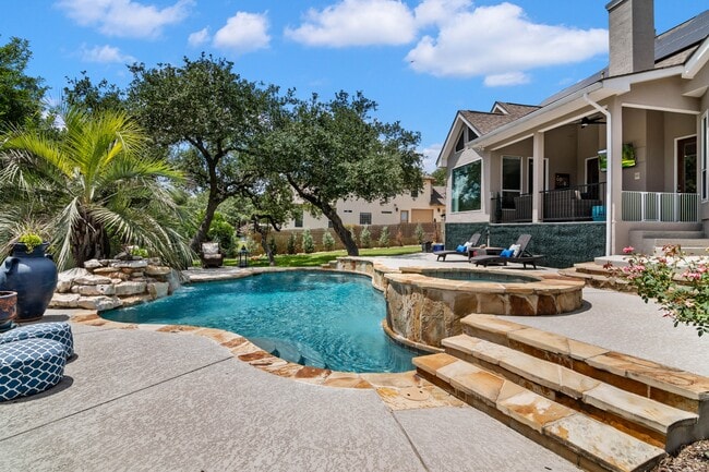 Building Photo - 922 Split Fairway