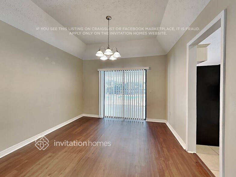 Building Photo - 906 Belle Timbre Ave