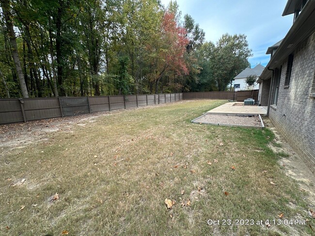 Building Photo - Gorgeous Lakeland TN Home for Lease @4493 ...