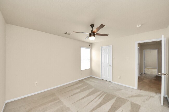 Building Photo - 15623 Sheldon Ridge Way