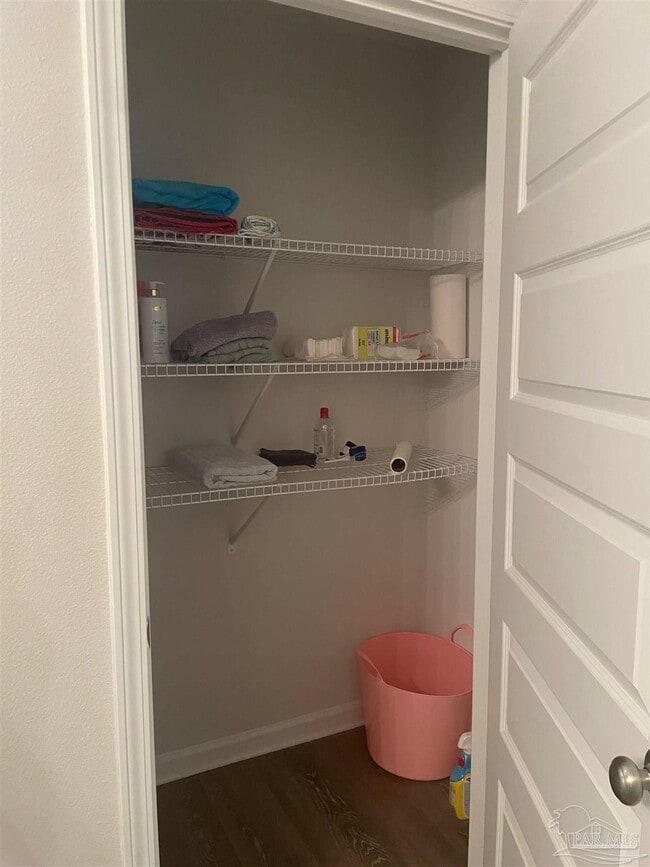 Building Photo - 5406 Peach Dr