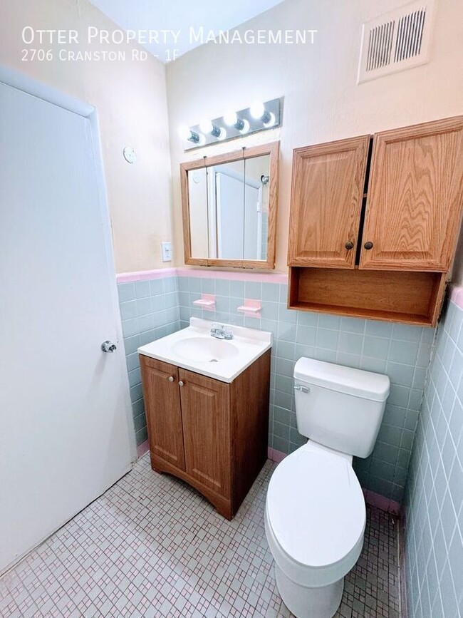 Building Photo - 2706 Cranston Rd