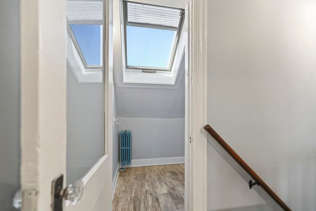 Building Photo - 1004 South St