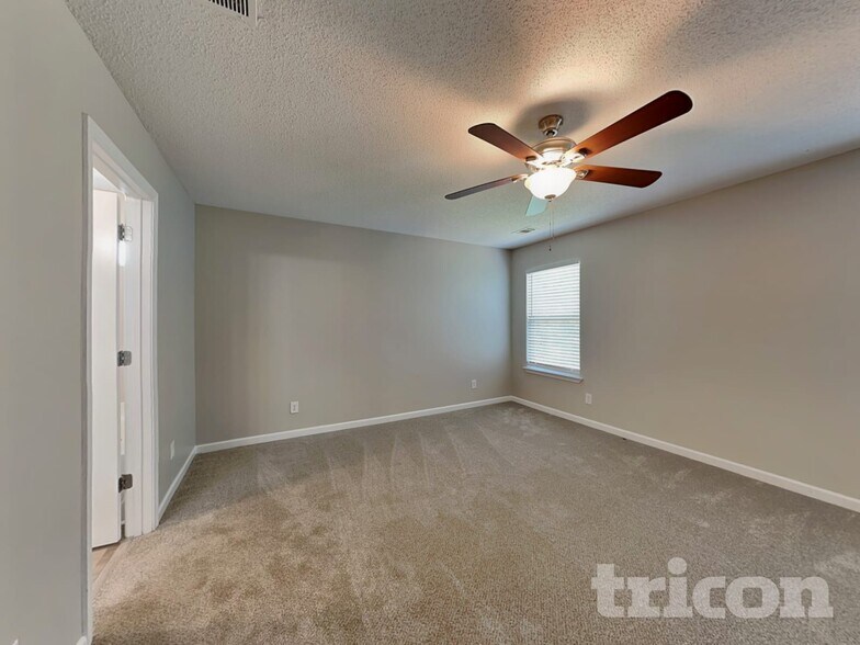 Building Photo - 2635 Brookgate Crossing