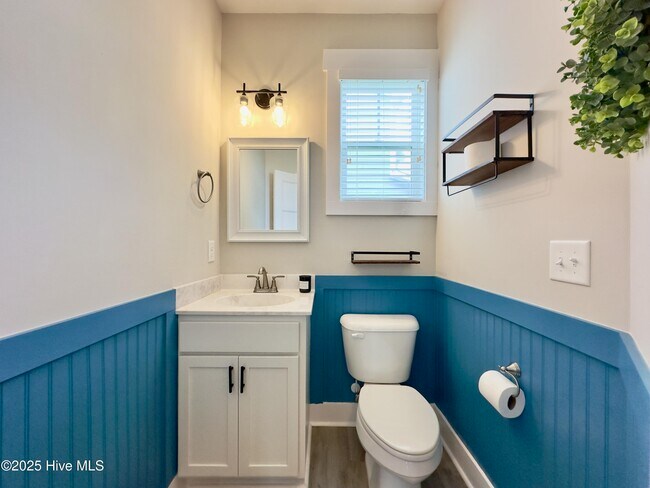 Building Photo - 102 Bogue Harbor Ct