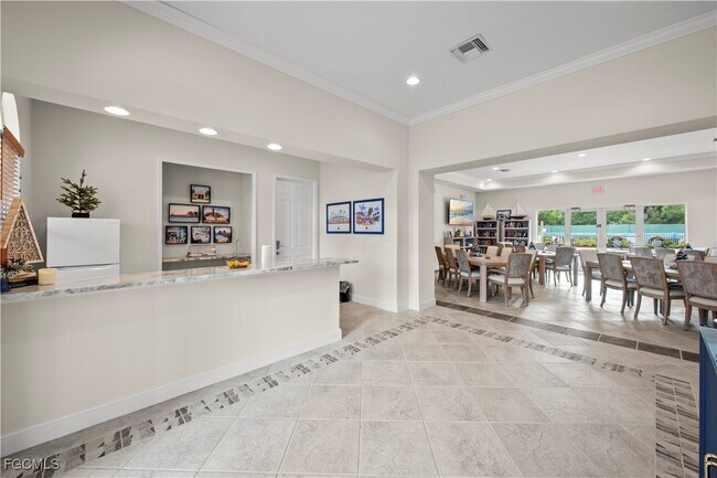 Building Photo - 11041 Gulf Reflections Drive