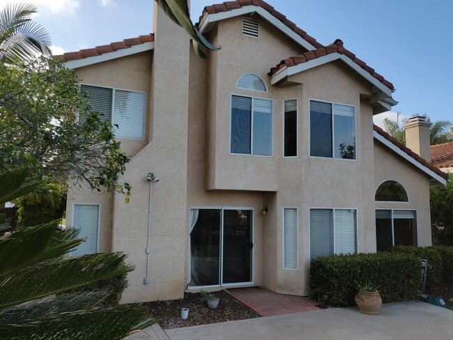 Building Photo - 1808 Crystal Ridge Way