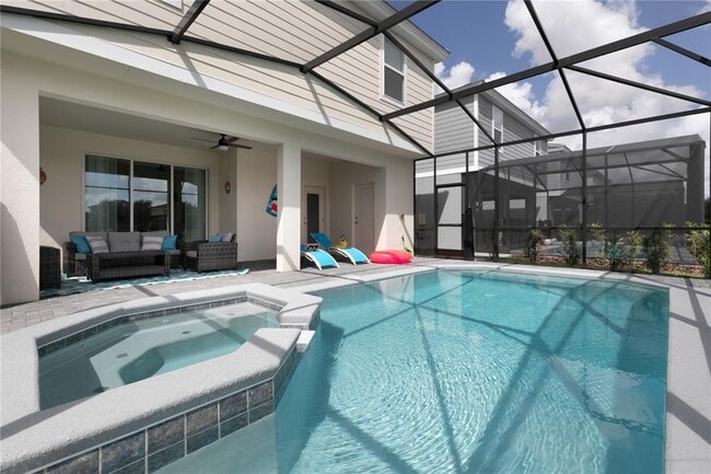 Building Photo - 7227 Oakmoss Loop