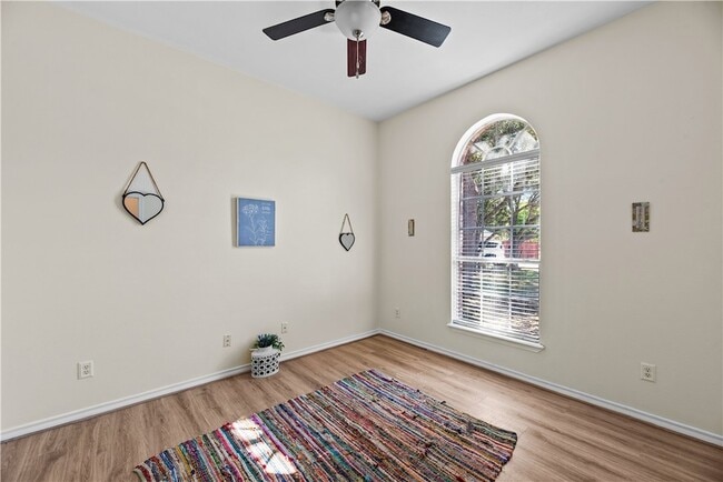 Building Photo - 6302 Penny Ln